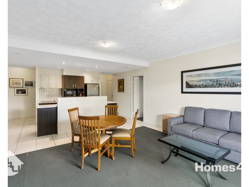 5/33 Humpybong Esplanade, Redcliffe QLD 4020