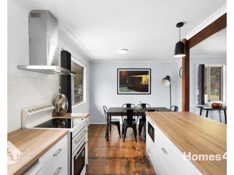 35 Rainbow Street, Deception Bay QLD 4508