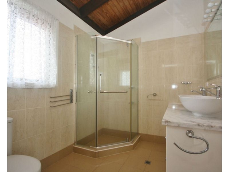 83 Endeavour Esplanade, Newport QLD 4020