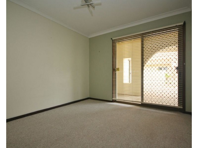 83 Endeavour Esplanade, Newport QLD 4020