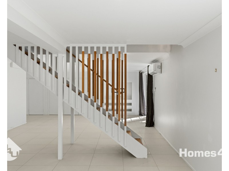 33 Frost Street, Clontarf QLD 4019