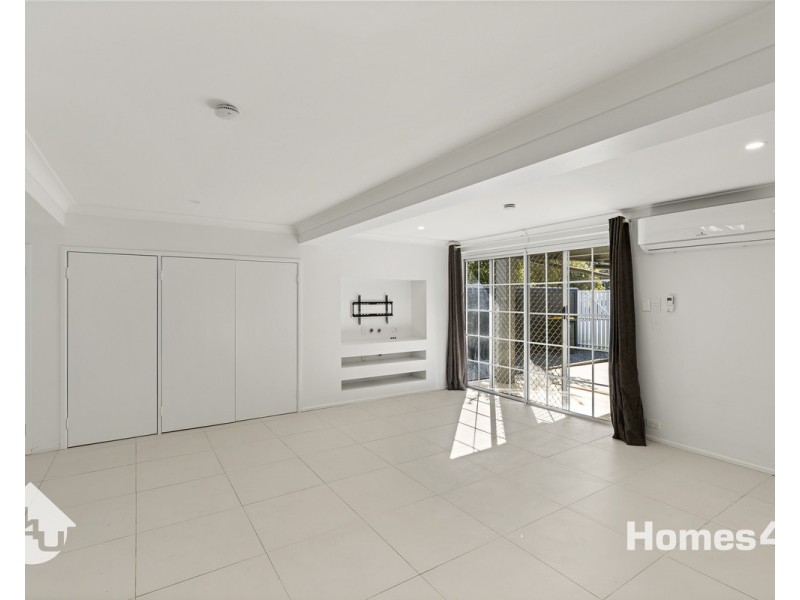 33 Frost Street, Clontarf QLD 4019