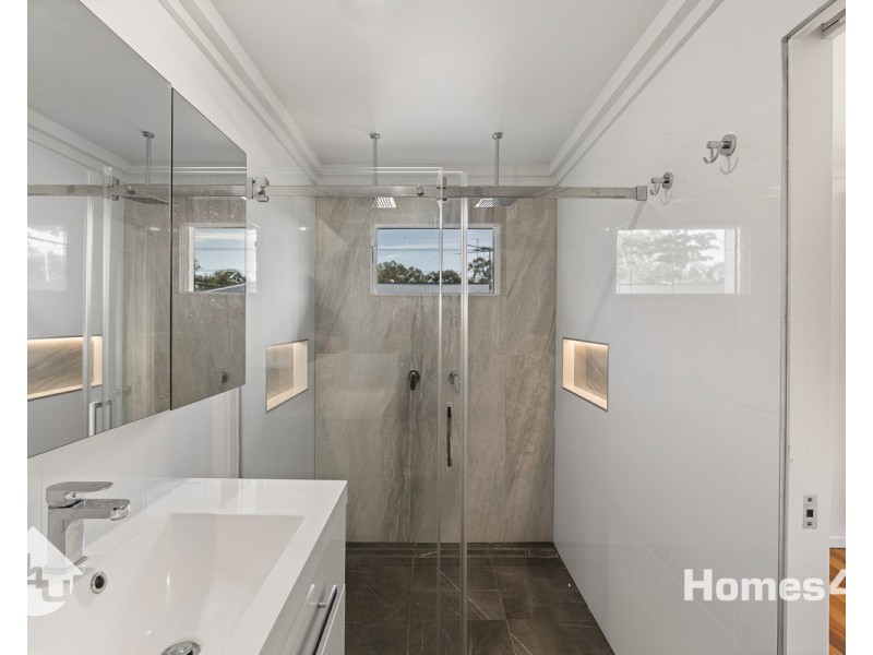 33 Frost Street, Clontarf QLD 4019