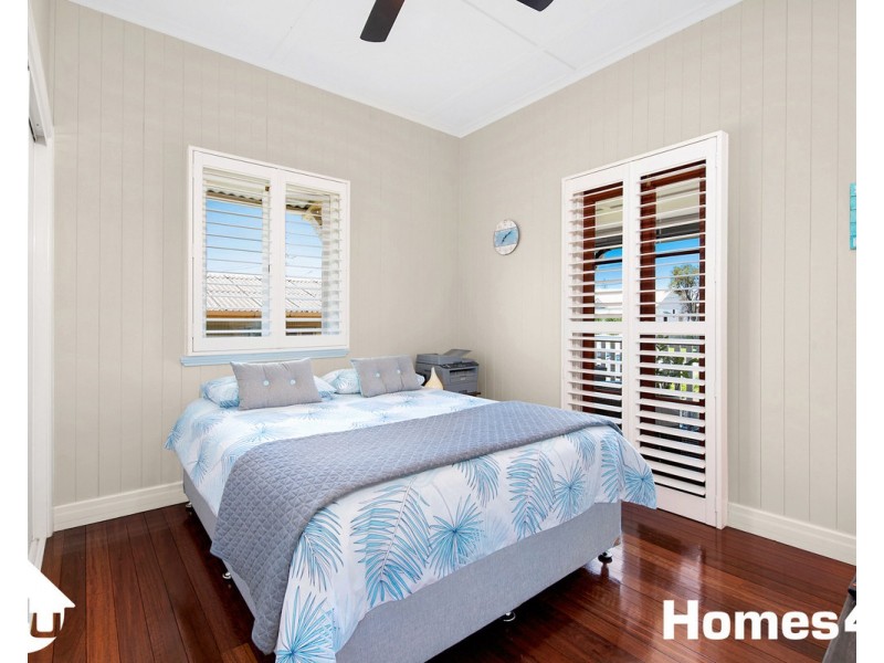 37 Victoria Avenue, Woody Point QLD 4019