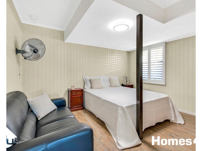 37 Victoria Avenue, Woody Point QLD 4019