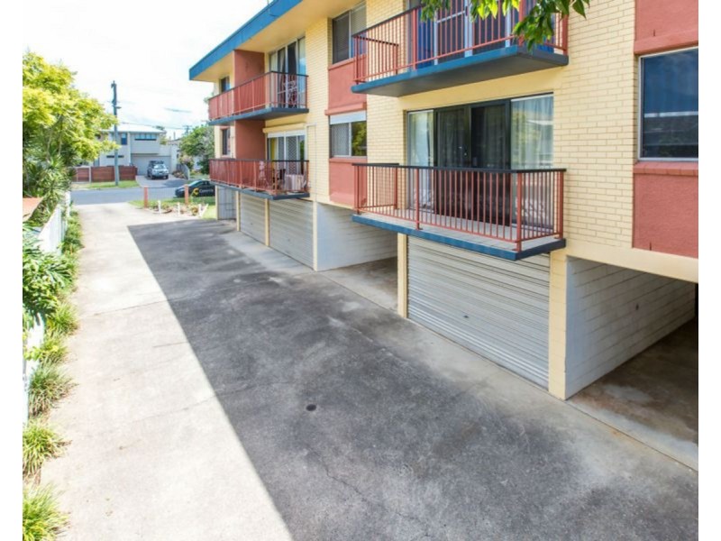 2/208 Oxley Avenue, Margate QLD 4019