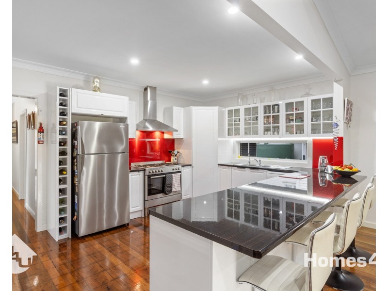 29 Frost Street, Clontarf QLD 4019