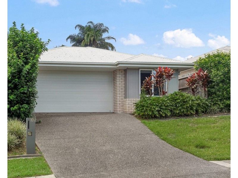 37 Saint Achs Street, Nudgee QLD 4014
