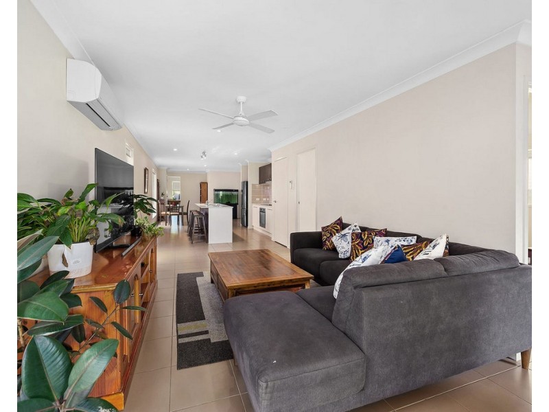 37 Saint Achs Street, Nudgee QLD 4014