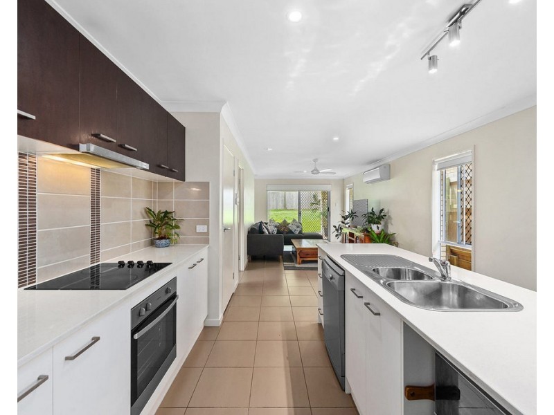 37 Saint Achs Street, Nudgee QLD 4014