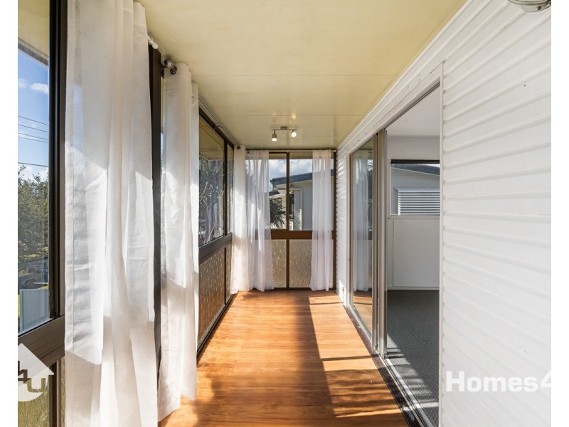 10a Kurrowah Crescent, Margate QLD 4019