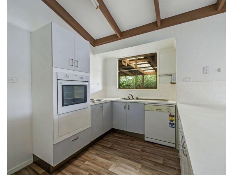 11 Finch Court, Deception Bay QLD 4508