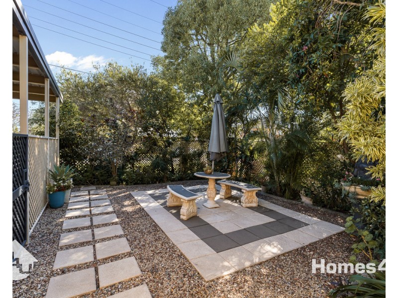 6 Moffatt Street, Scarborough QLD 4020