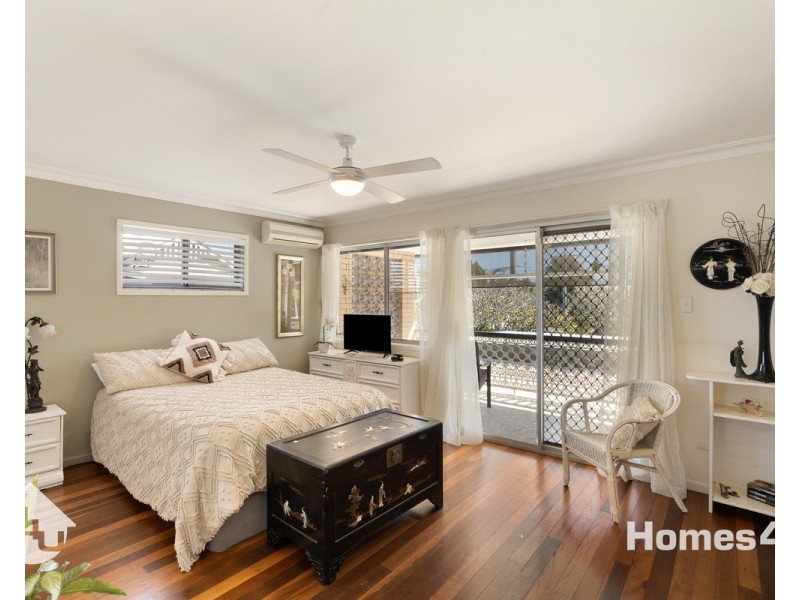 6 Moffatt Street, Scarborough QLD 4020
