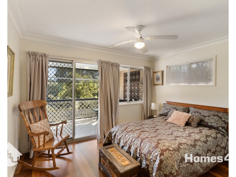 6 Moffatt Street, Scarborough QLD 4020