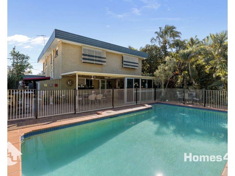 6 Moffatt Street, Scarborough QLD 4020