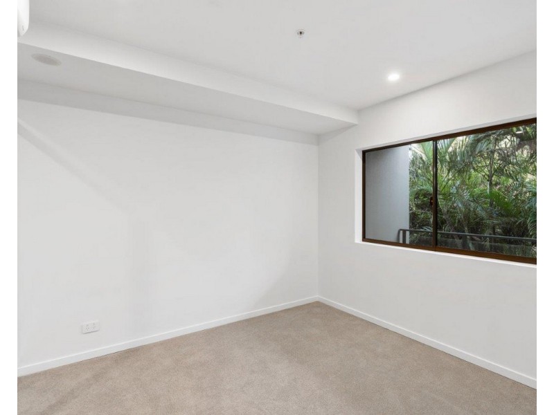 19/174 Mein Street, Scarborough QLD 4020