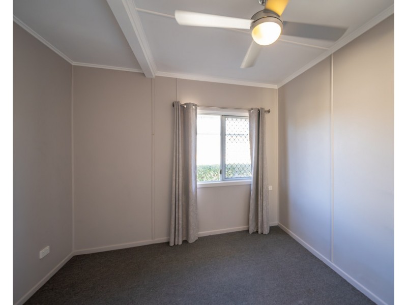 127 Maine Road, Clontarf QLD 4019