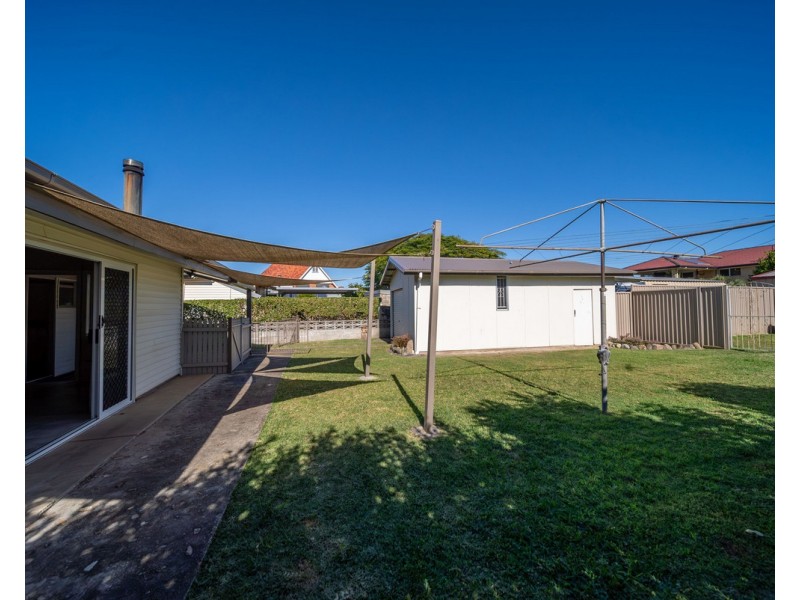 127 Maine Road, Clontarf QLD 4019