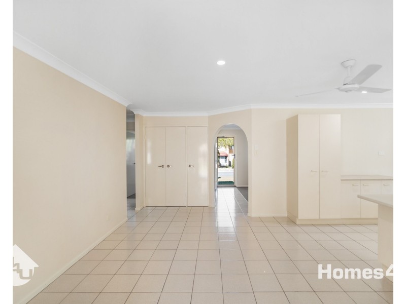 13 Magnolia Street, Margate QLD 4019