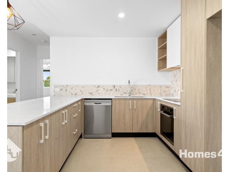 101/22 Arthur Street, Woody Point QLD 4019
