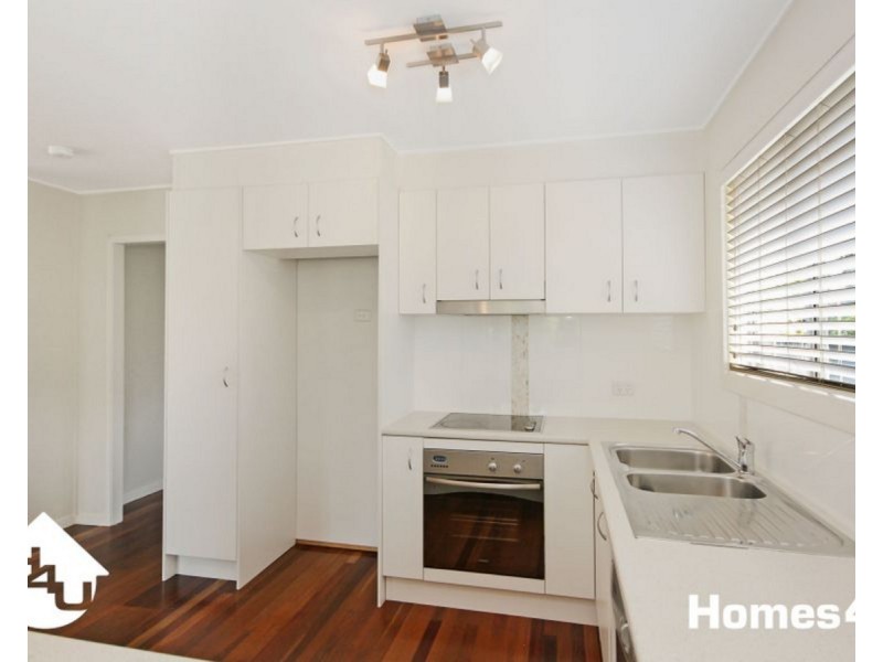 51 Pikett Street, Clontarf QLD 4019