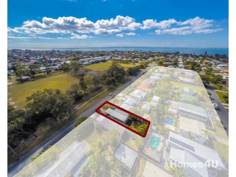 31 Davis Street, Redcliffe QLD 4020
