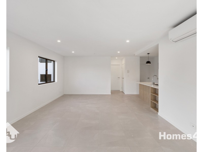35/10 Rock Street, Scarborough QLD 4020