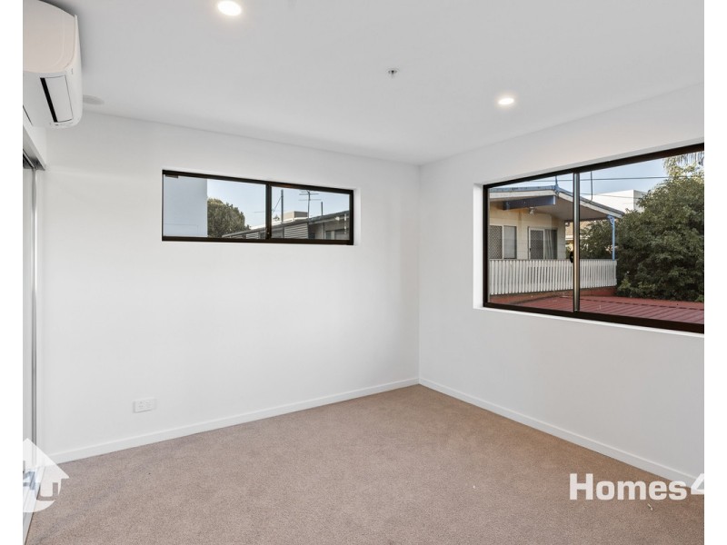 35/10 Rock Street, Scarborough QLD 4020
