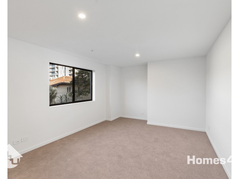 35/10 Rock Street, Scarborough QLD 4020