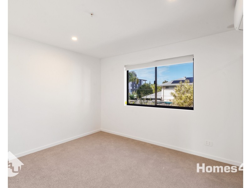 36/10 Rock Street, Scarborough QLD 4020