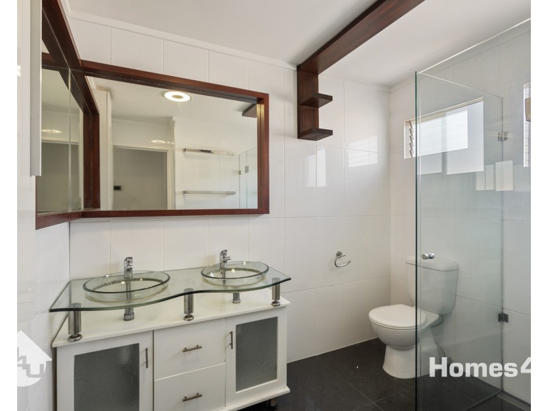 15 Gerald Avenue, Clontarf QLD 4019