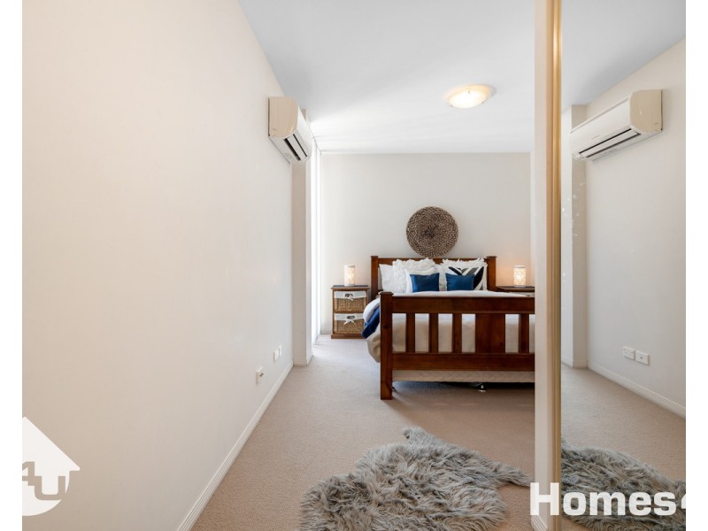 602/14 Oxley Avenue, Woody Point QLD 4019