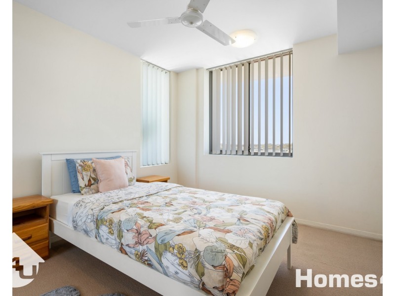 602/14 Oxley Avenue, Woody Point QLD 4019