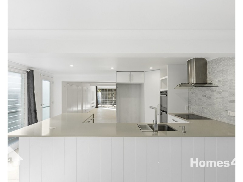 33 Frost Street, Clontarf QLD 4019