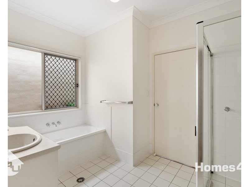 11 Silkpod Crt, North Lakes QLD 4509