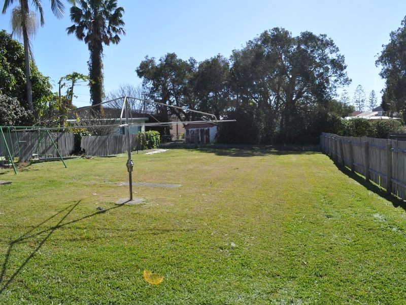 13 Trafalgar Street, Woolgoolga NSW 2456