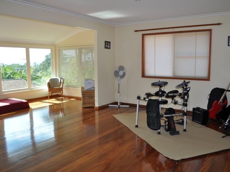 4 Panorama Parade, Safety Beach NSW 2456