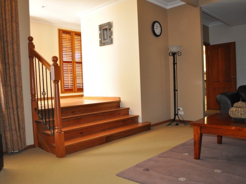 4 Panorama Parade, Safety Beach NSW 2456