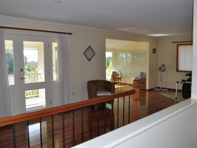 4 Panorama Parade, Safety Beach NSW 2456