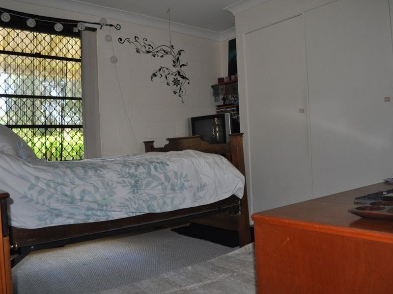 33 Pine Crescent, Sandy Beach NSW 2456