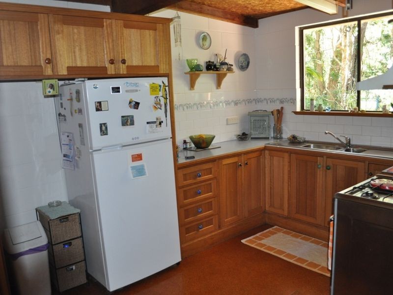 33 Pine Crescent, Sandy Beach NSW 2456