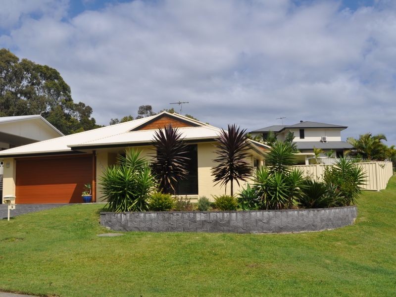 9 Mariner Drive, Safety Beach NSW 2456