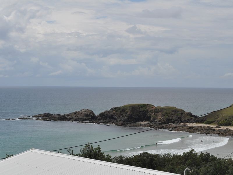 6 Lighthouse Street, Emerald Beach NSW 2456