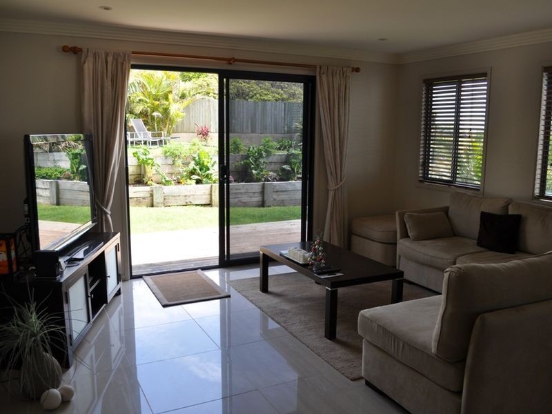 6 Lighthouse Street, Emerald Beach NSW 2456