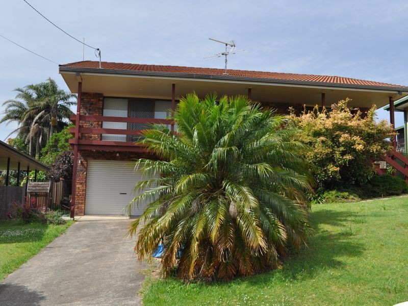 22 Ryan Crescent, Woolgoolga NSW 2456
