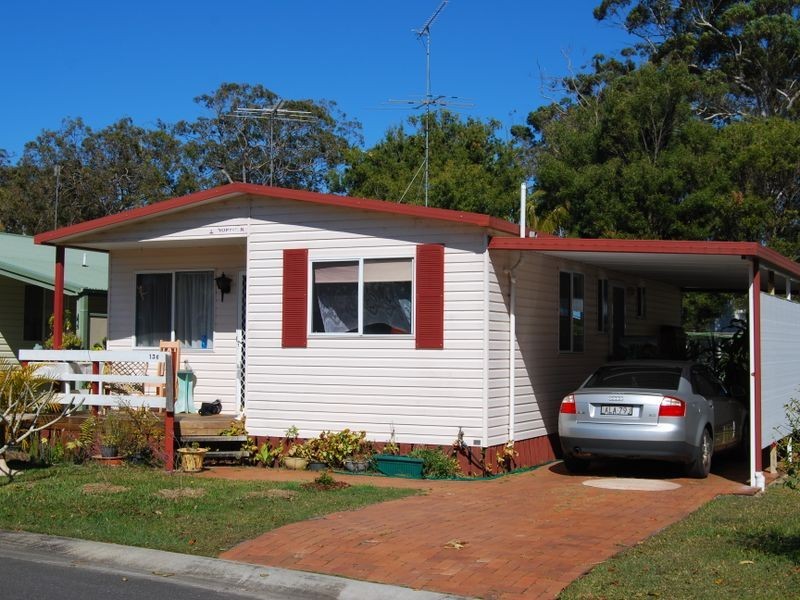136 Rosewood Drive, Valla Beach NSW 2448