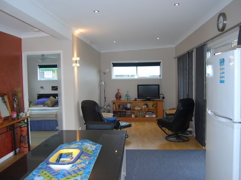 Y12 White Albatross Park, Nambucca Heads NSW 2448