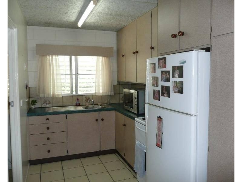 9 Fitzalan Street, Bowen QLD 4805