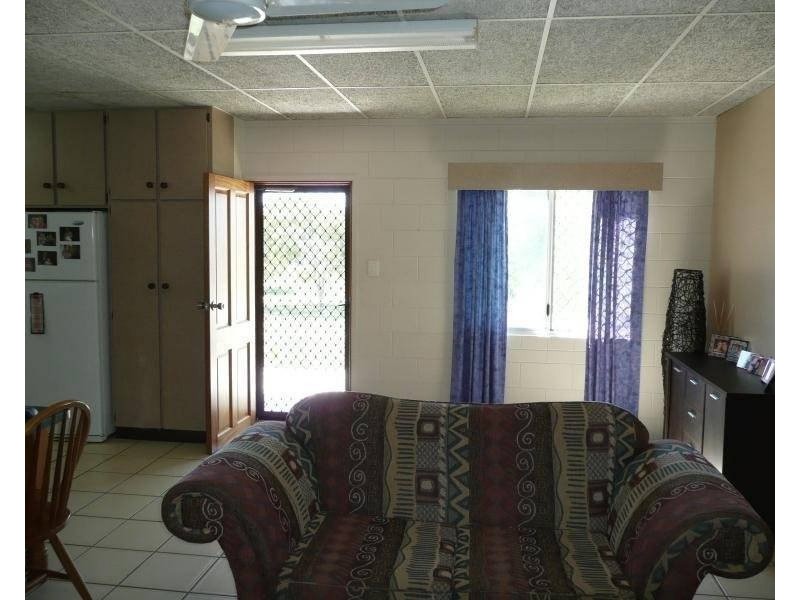 9 Fitzalan Street, Bowen QLD 4805